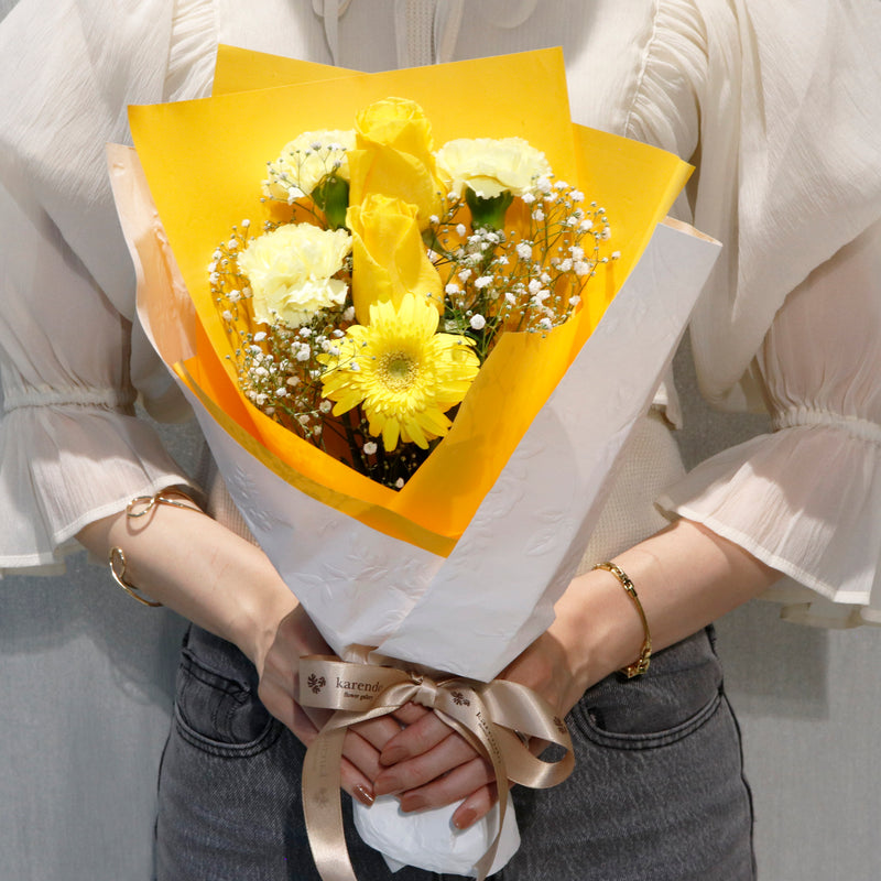 ＜LED付も選べます！＞【生花】推し活花束S　イエロー